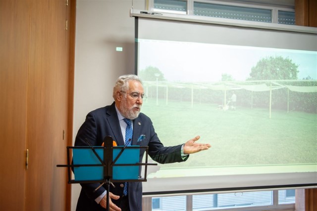  Santalices destaca o compromiso parlamentario coa inclusión das persoas con discapacidade